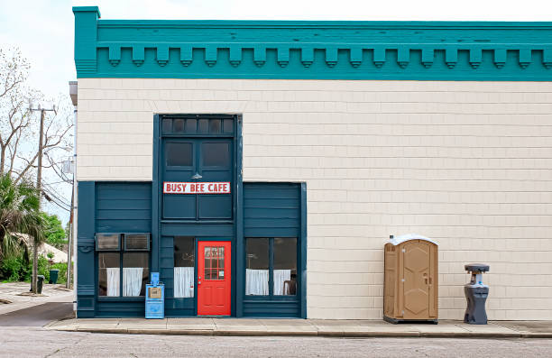 Best Affordable portable toilet rental  in Menlo Park, CA